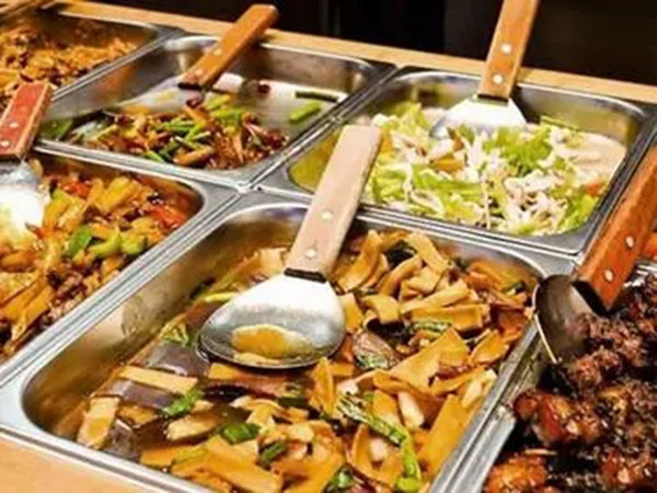 學(xué)校飯?zhí)煤?，還是家里的好?